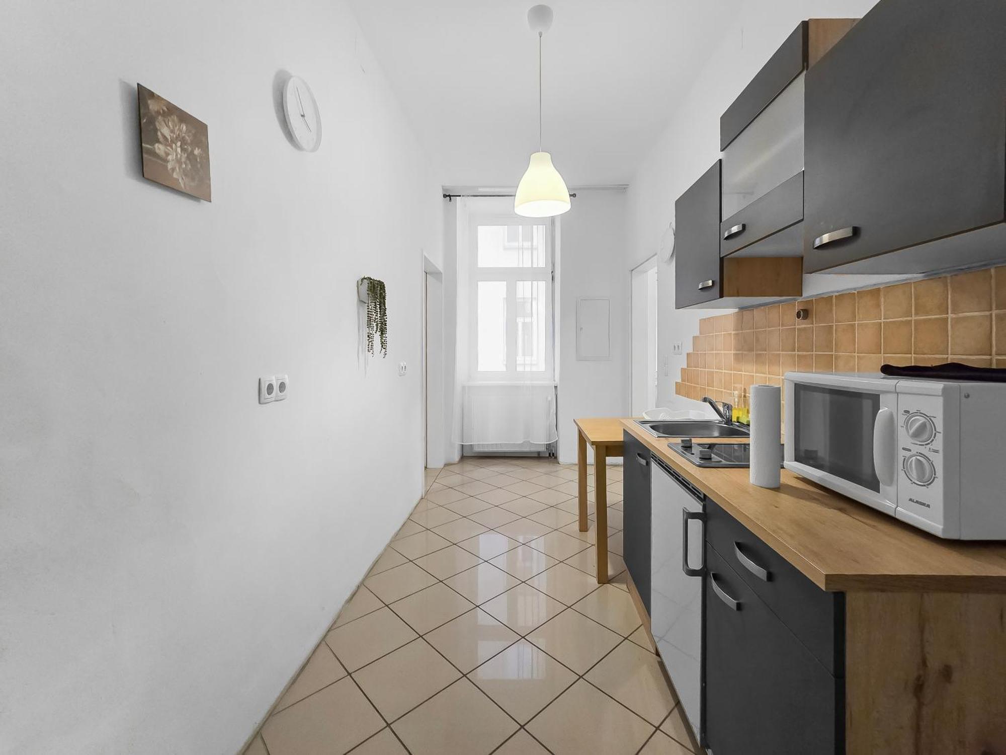 Three King-Size Beds, Three Bedrooms Вена Экстерьер фото